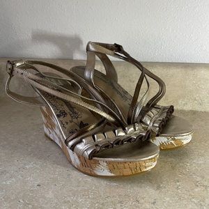 Wedge Sandal By Vigoss